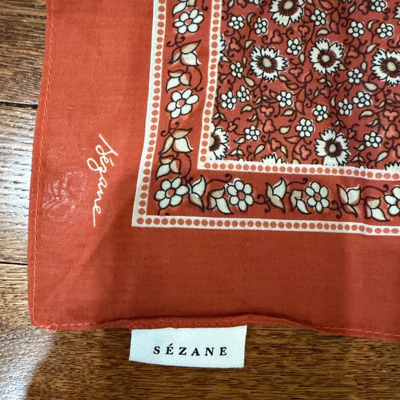 Sézane Terracotta Floral Scarf - Picture 3 of 5